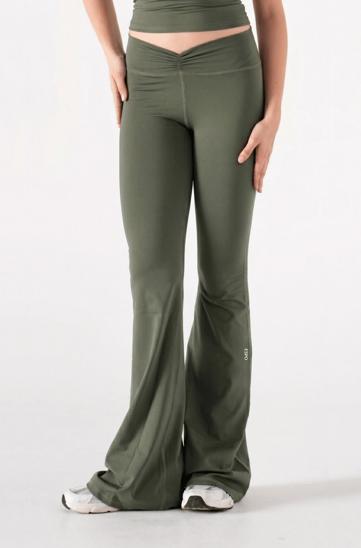 RUCHED YOGA PANTS