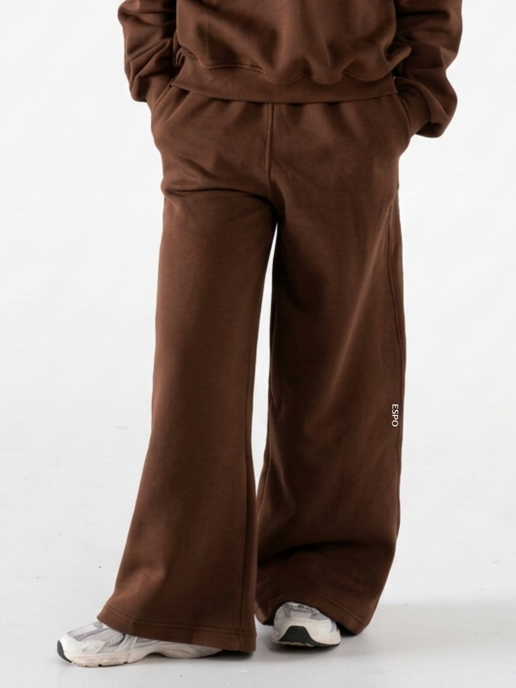 ULTRA WIDE LEG SWEATS