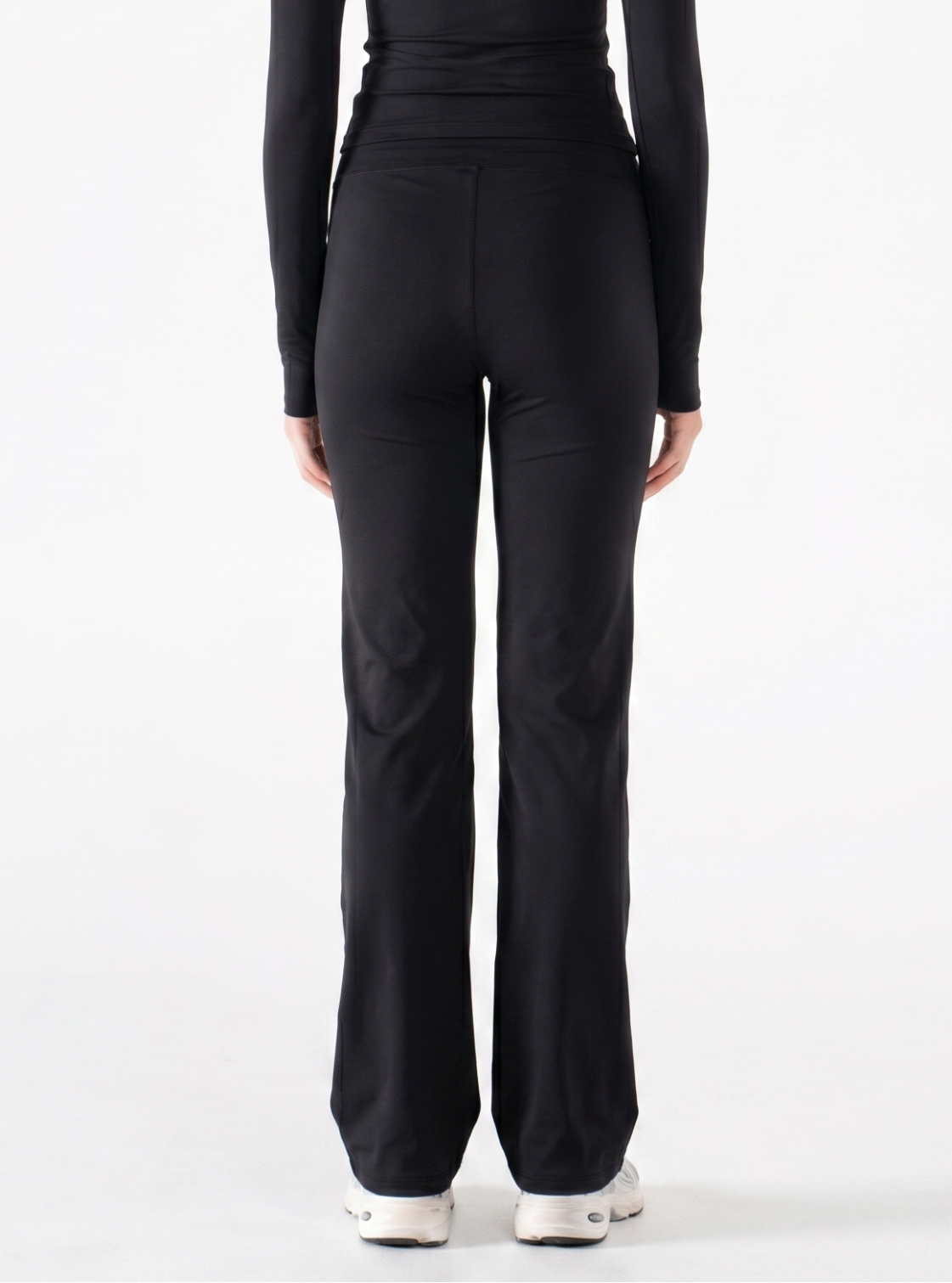 STRAIGHT LEG PANTS