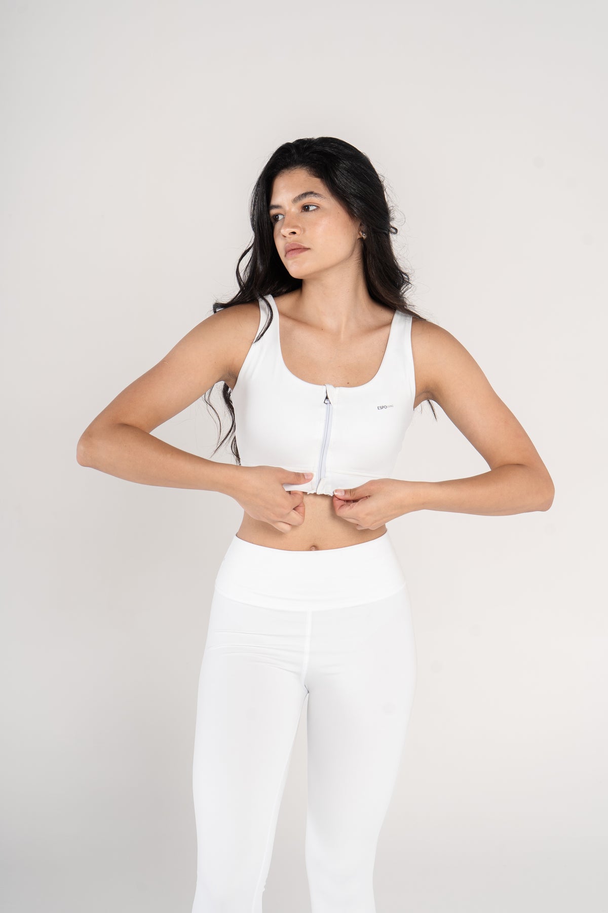 ZIP-FRONT SPORTS BRA