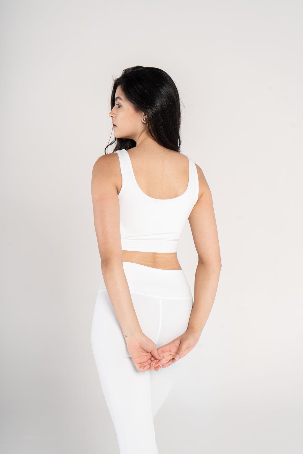 ZIP-FRONT SPORTS BRA
