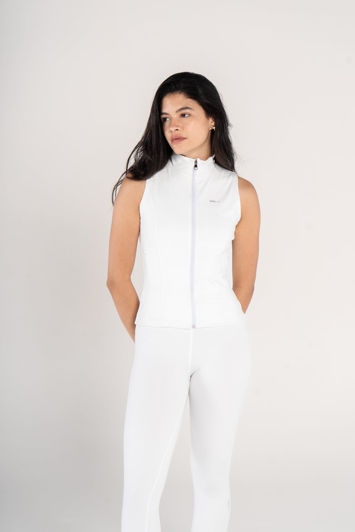 SLEEVELESS SCULPTED JACKET