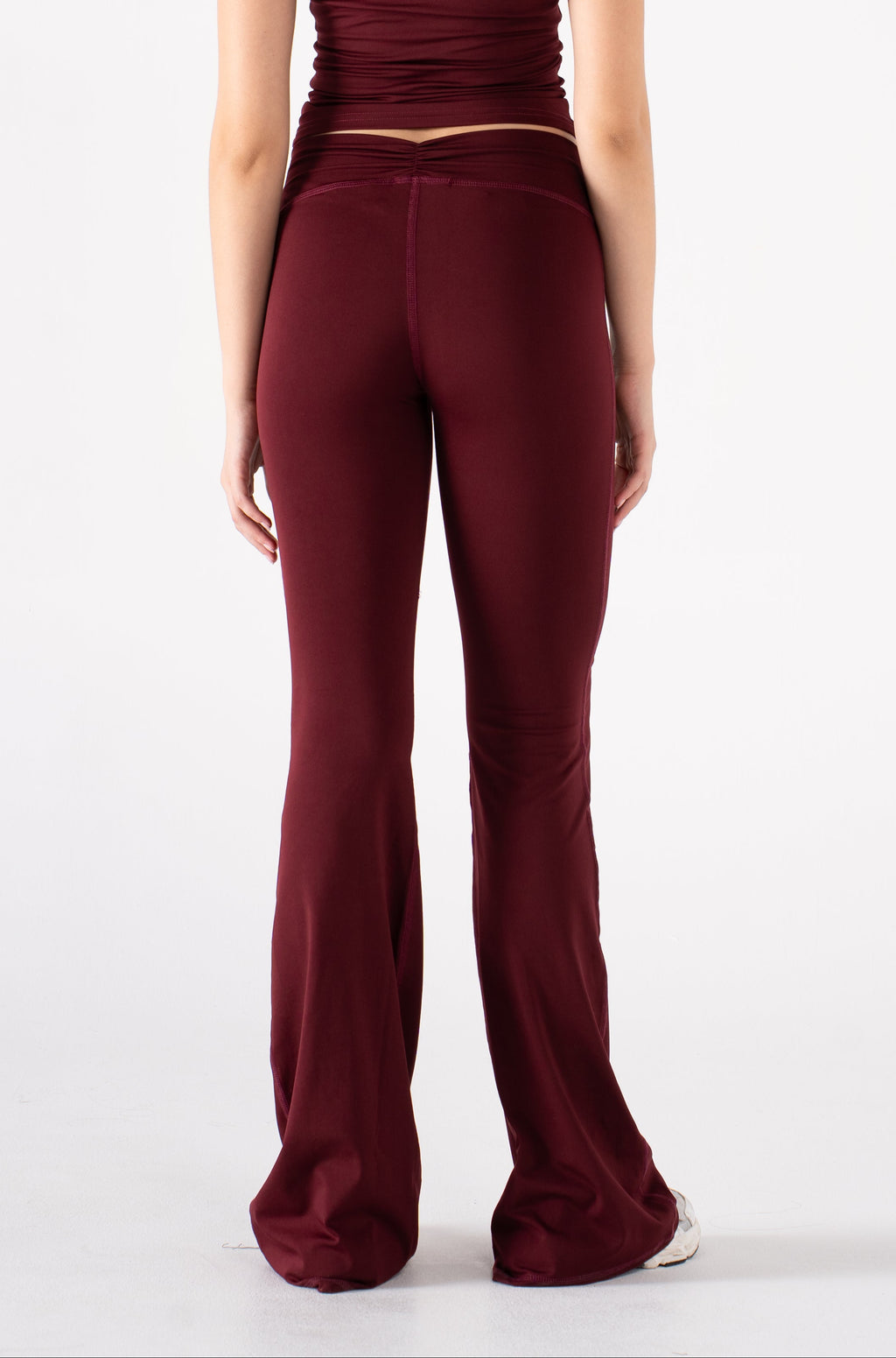 RUCHED YOGA PANTS
