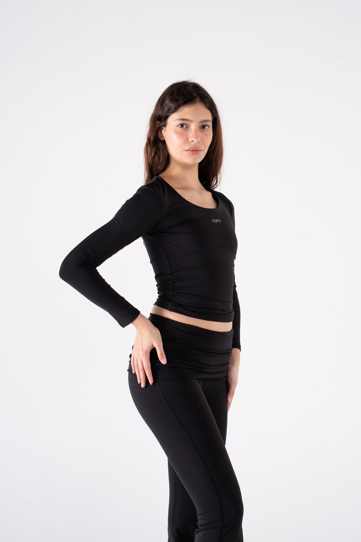 DEFINED WIDE NECK LONG SLEEVE TOP