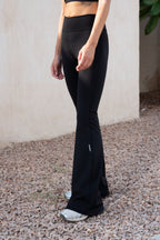 FORM FLEX YOGA PANTS