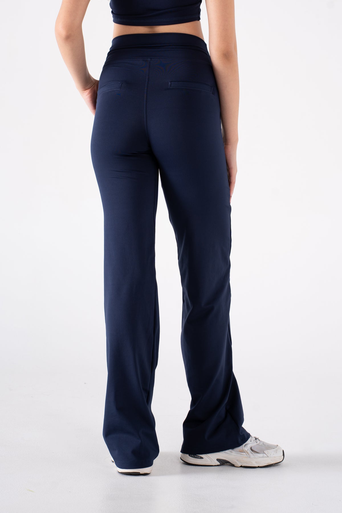 TAILORED FLEX PANTS