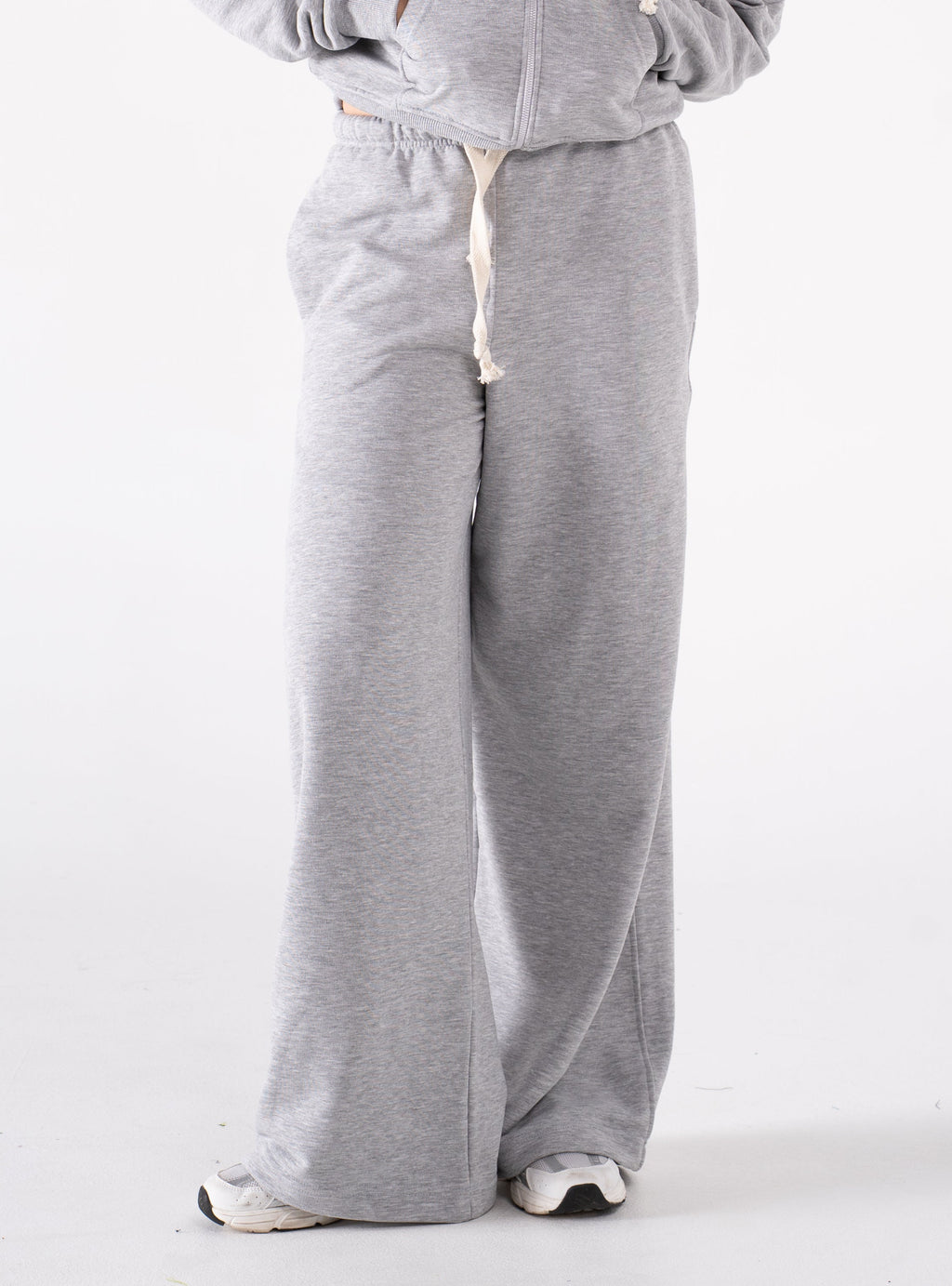 LIGHT WEIGHT ULTRA WIDE LEG SWEATS