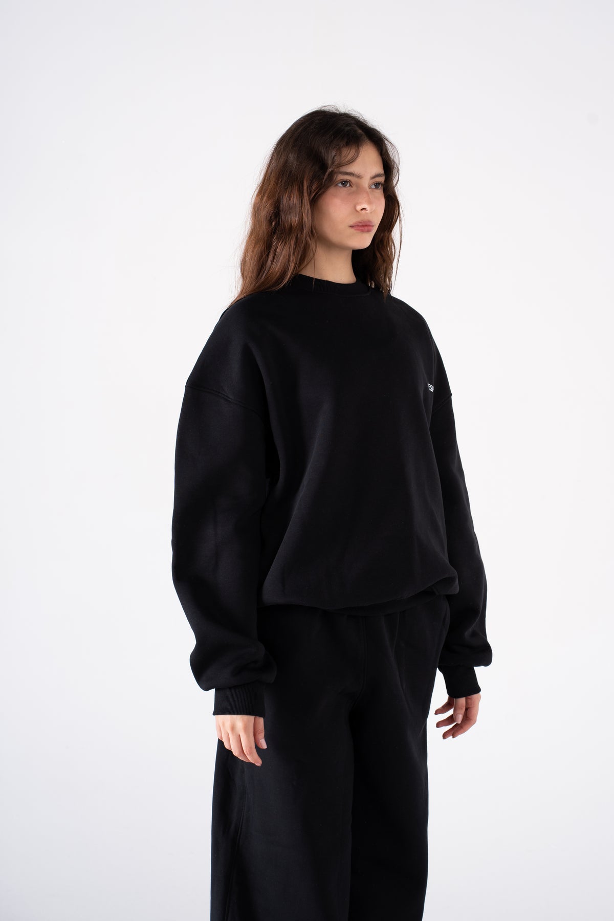 OVERSIZED CREWNECK