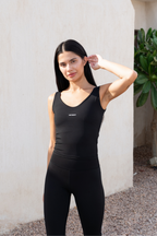 FORM TANK TOP